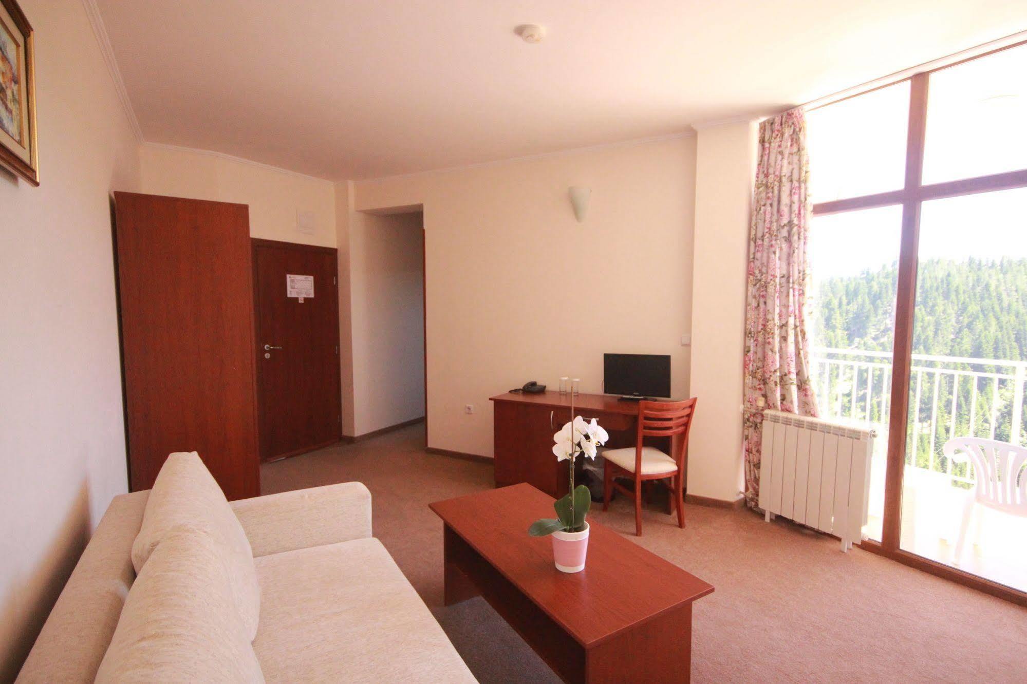 Dafovska Hotel Pamporovo Luaran gambar